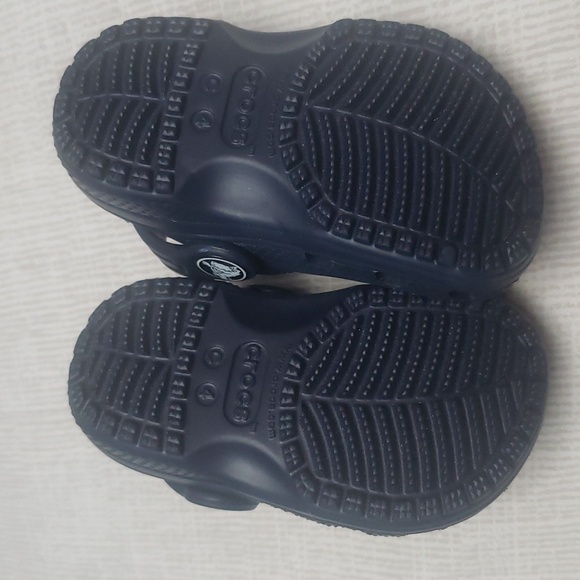 NWOT Crocs Kids Baby Navy Blue 4 - Picture 6 of 6